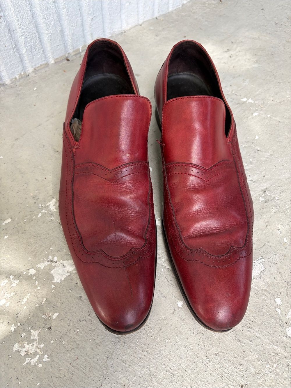 Vintage Gucci wing tip loafers